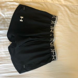 black under armour athletic shorts